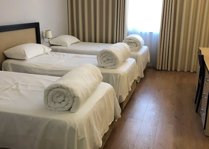 Hotel Riverside At Fieri Fier