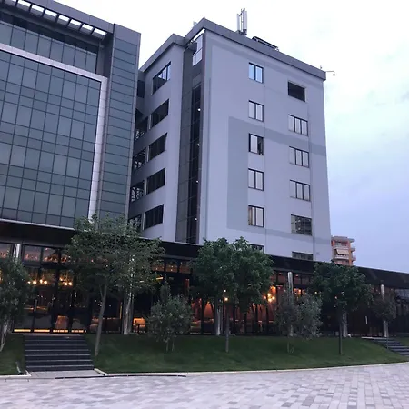 Hotel Riverside At Fieri